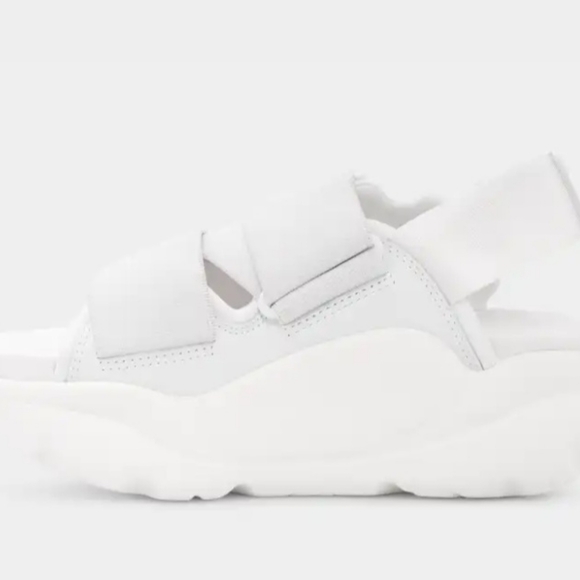 Ugg LA Cloud Sport Women Sandals new - Picture 10 of 10